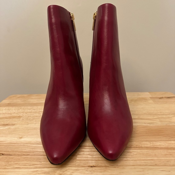 Vince Camuto Leather Deep Red Ankle Boots - Picture 3 of 6